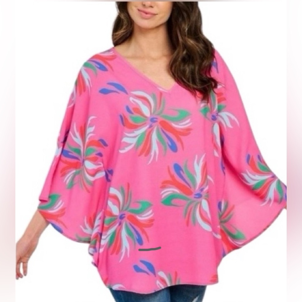 NWOT‎ First Love Pink Floral Women's Top Size Small